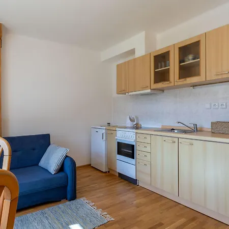 Weber By Interhome Hébergement de vacances Albrechtice v Jizerskych horach